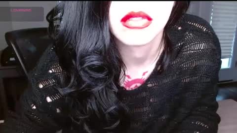 Snapshot of amilustxx chatting on 12/13/24, 03:11 amilust online show from 12/13/24, 03:11