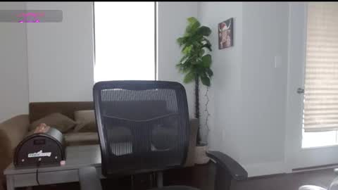 Snapshot of amilustxx chatting on 01/08/25, 06:52 amilust online show from 01/08/25, 06:52