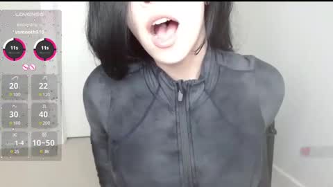 Snapshot of amilustxx chatting on 02/20/25, 06:46 amilust online show from 02/20/25, 06:46