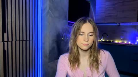 Amily online show from 05/18/26, 04:24