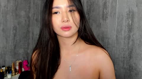 Amina online show from 12/06/24, 05:55