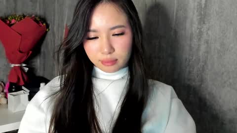 Amina online show from 02/15/25, 11:47