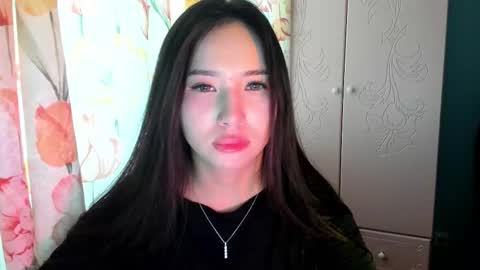 Amina online show from 11/24/25, 07:41