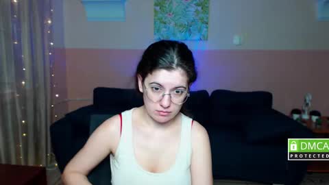 Amina online show from 09/21/25, 05:31