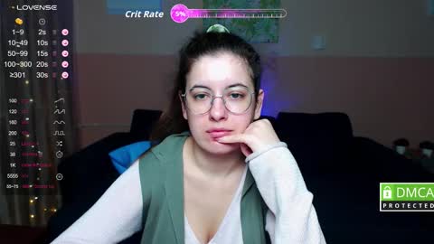 Snapshot of aminabeatris chatting on 12/23/25, 06:33 Amina online show from 12/23/25, 06:33