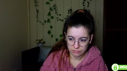 Snapshot of aminabeatris chatting on 01/08/26, 06:37 Amina online show from 01/08/26, 06:37