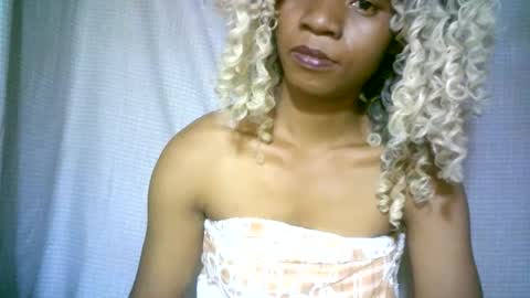 aminah01 online show from 01/09/25, 01:02