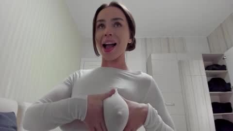 Kristina online show from 06/01/26, 06:20