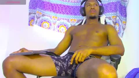 Mikelsen online show from 09/12/25, 03:45