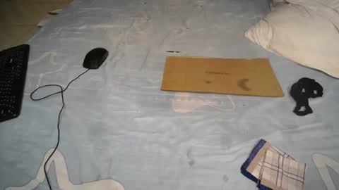 Snapshot of amira9120 chatting on 10/11/25, 07:34 amira9120 online show from 10/11/25, 07:34