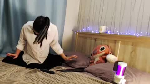 Snapshot of amira_dollxxx chatting on 12/11/24, 04:42 amira_dollxxx online show from 12/11/24, 04:42