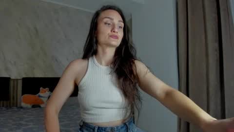 AmiraAnne online show from 07/15/26, 07:08