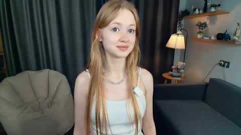 Luna online show from 05/31/26, 06:09