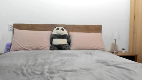 Amira Vyxen online show from 10/09/25, 09:24