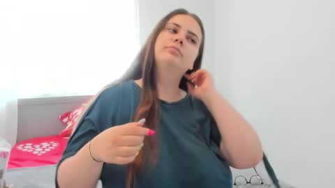 Amira Vyxen online show from 06/02/26, 08:05