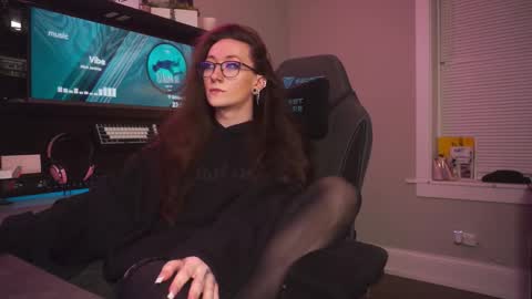   Am-er-in online show from 10/20/25, 04:57