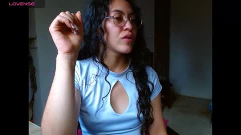 Snapshot of amitlu_ chatting on 12/23/24, 07:30 amitlu_ online show from 12/23/24, 07:30