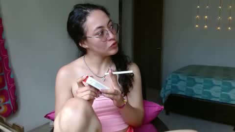 Snapshot of amitlu_ chatting on 01/21/25, 06:55 amitlu_ online show from 01/21/25, 06:55