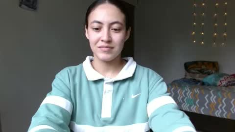 Snapshot of amitlu_ chatting on 02/15/25, 06:44 amitlu_ online show from 02/15/25, 06:44