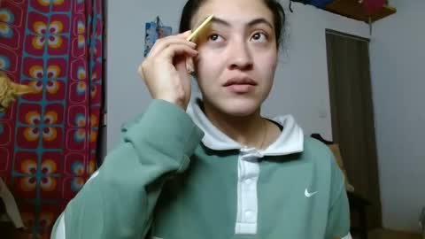 Snapshot of amitlu_ chatting on 02/17/25, 12:54 amitlu_ online show from 02/17/25, 12:54