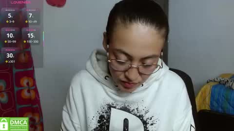 Snapshot of amitlu_ chatting on 11/16/25, 01:33 amitlu_ online show from 11/16/25, 01:33