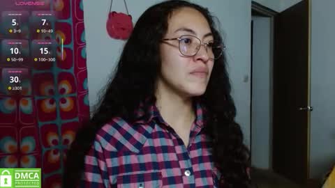 Snapshot of amitlu_ chatting on 12/13/25, 11:32 amitlu_ online show from 12/13/25, 11:32