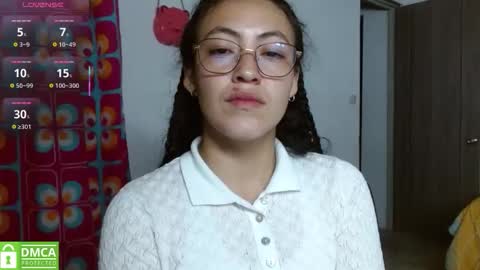 Snapshot of amitlu_ chatting on 12/21/25, 11:23 amitlu_ online show from 12/21/25, 11:23