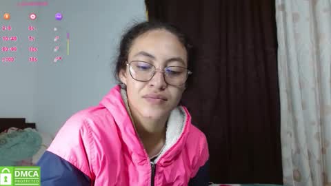 amitlu_ online show from 06/11/26, 02:53
