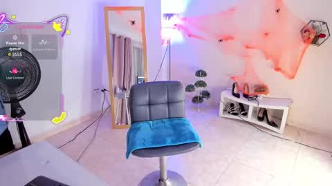 Amelya online show from 10/28/25, 07:49