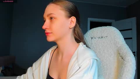 Ammi online show from 12/23/25, 06:33