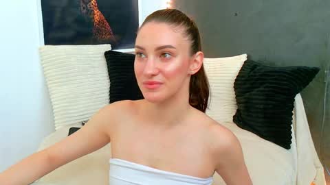 Amira online show from 06/05/26, 04:19