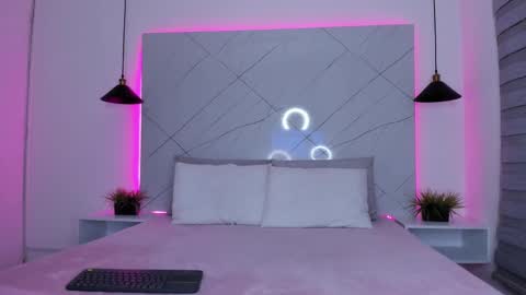 Snapshot of ammy_camm chatting on 01/14/25, 07:59 Ammy online show from 01/14/25, 07:59