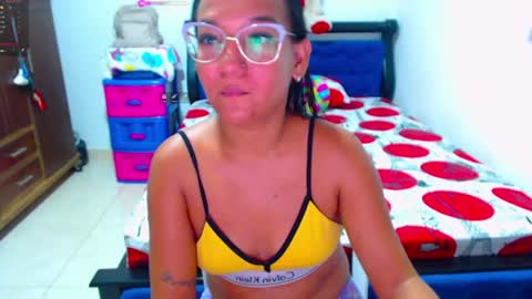 Snapshot of ammy_ronan chatting on 06/17/26, 12:46 IM AMMY online show from 06/17/26, 12:46