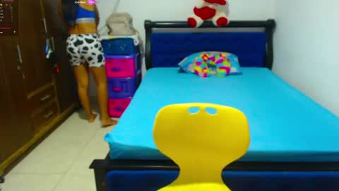 Snapshot of ammy_ronan chatting on 07/15/26, 01:00 IM AMMY online show from 07/15/26, 01:00