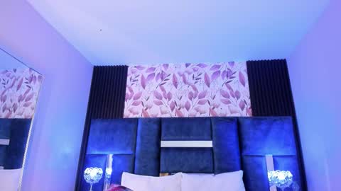 Ammy Jones online show from 10/17/25, 09:50