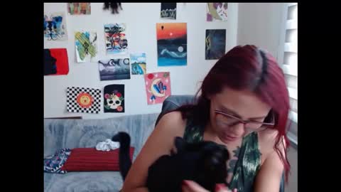 Snapshot of ammysweetx chatting on 02/09/25, 04:40 yisel online show from 02/09/25, 04:40
