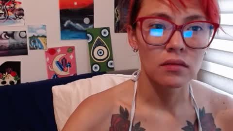 Snapshot of ammysweetx chatting on 10/31/25, 05:03 yisel online show from 10/31/25, 05:03