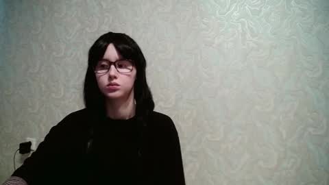 Amomira online show from 09/19/25, 09:11