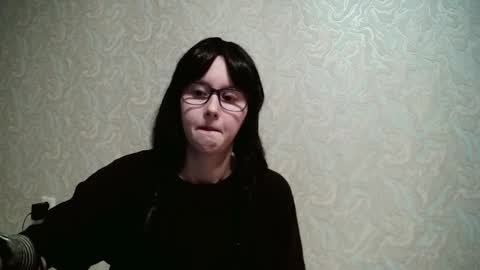 Snapshot of amomira chatting on 10/11/25, 01:20 Amomira online show from 10/11/25, 01:20