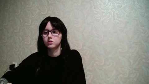 Snapshot of amomira chatting on 10/28/25, 04:05 Amomira online show from 10/28/25, 04:05