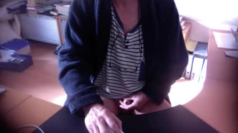 Amor2200 online show from 11/02/25, 10:28