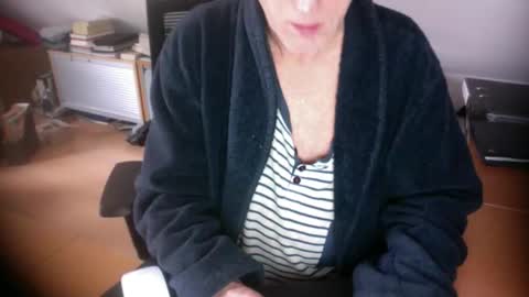 Amor2200 online show from 02/13/26, 09:38