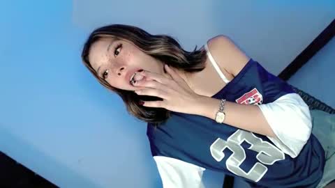 Belle Tylor online show from 01/30/25, 07:18