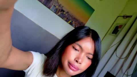 Prinsesa online show from 03/06/26, 02:41