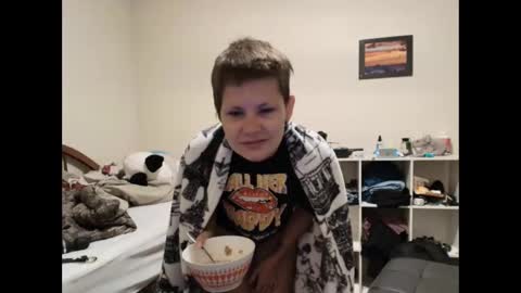 Snapshot of amoramystic chatting on 09/23/25, 03:09 Amora Mystic online show from 09/23/25, 03:09