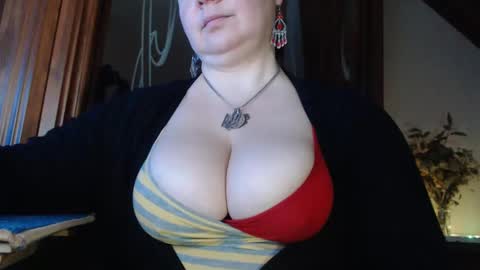 amorelara online show from 02/02/25, 06:58