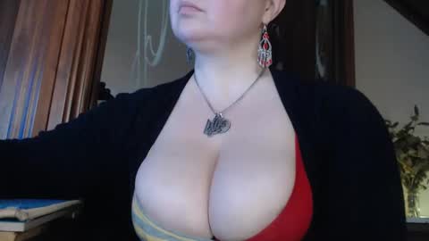 amorelara online show from 02/02/25, 10:02