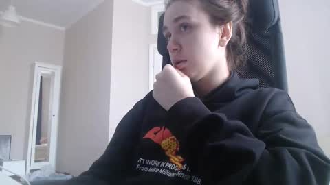 Snapshot of amoremeoww chatting on 02/26/25, 07:42 miss unforgettable online show from 02/26/25, 07:42