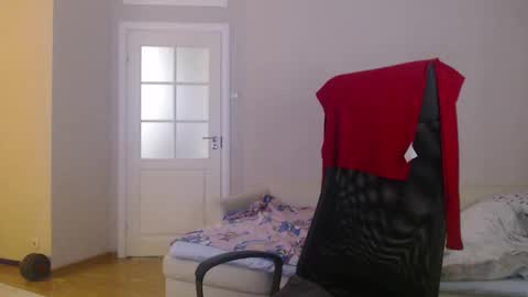 miss unforgettable online show from 03/28/26, 06:51