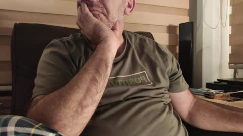 AmorLin online show from 03/23/26, 09:08